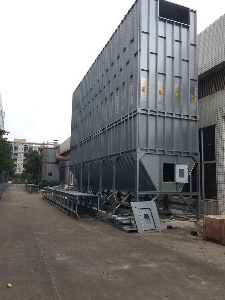 綠深大型大風(fēng)量布袋除塵器 綠深大型大風(fēng)量布袋除塵器